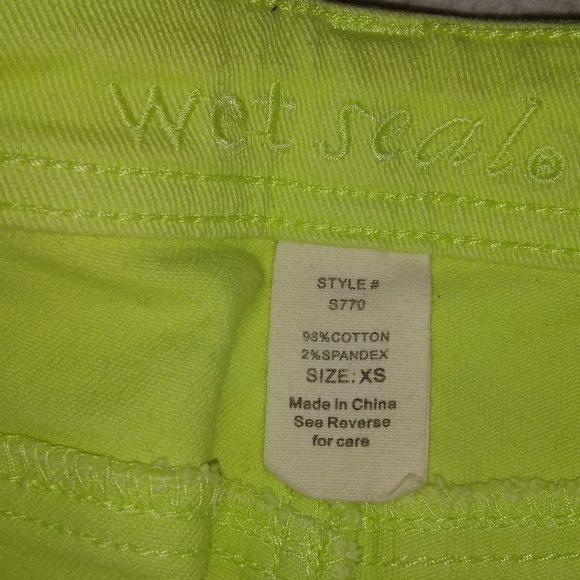 Wet Seal Neon Green Jeans - Picture 8 of 8
